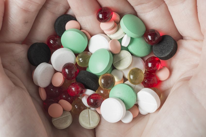 hand full pills combination drug